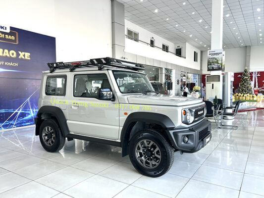 jimny màu bạc